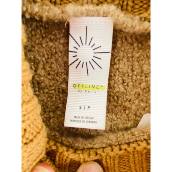 Offline by Aerie oversized brown fleece sweater thumb hole size S/P (1130) - Picture 4 of 7